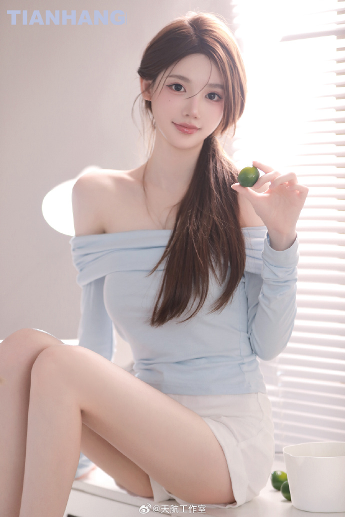 清爽色调下的都市